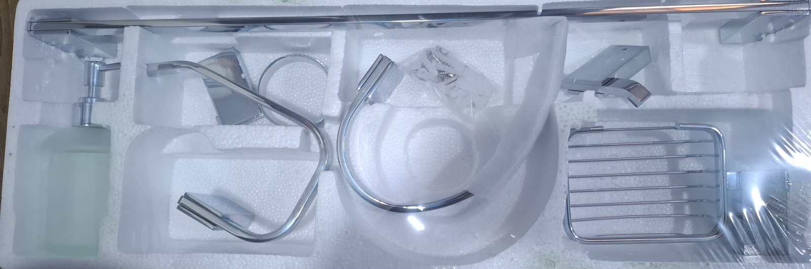 ACCESORIOS PLATEADOS REINA